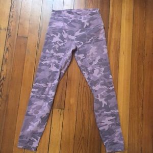Pink camo align leggings 28”